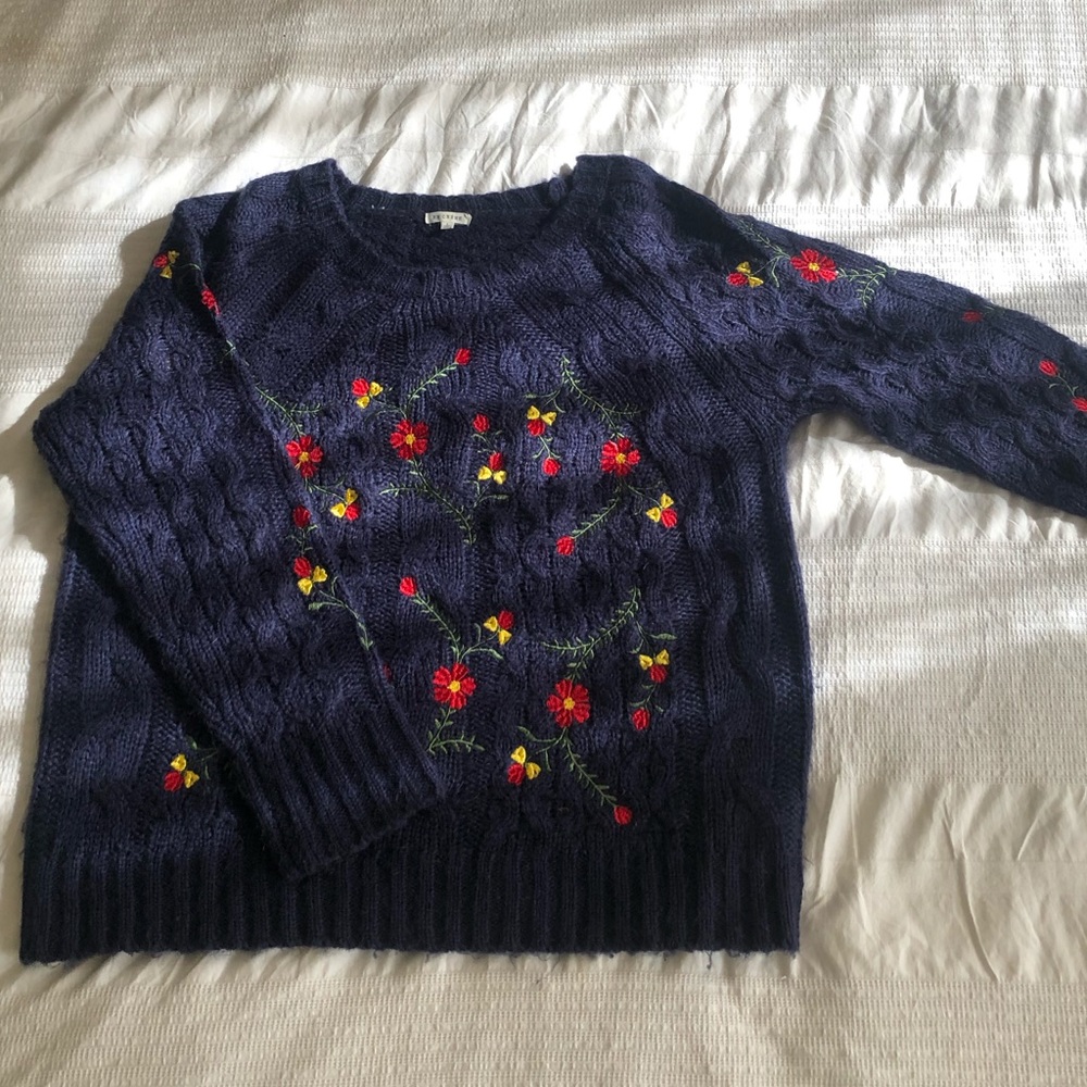 70s look embroidered sweater